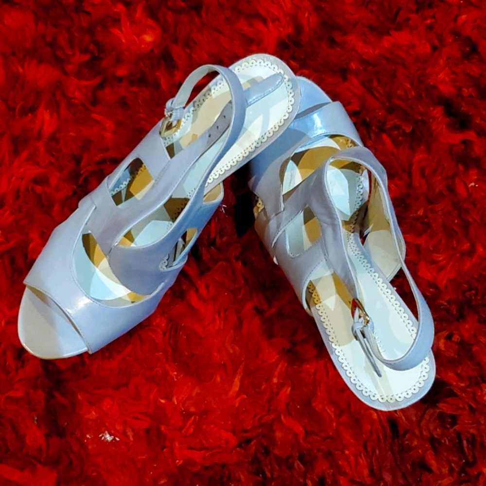 Beautiful slingback heels
